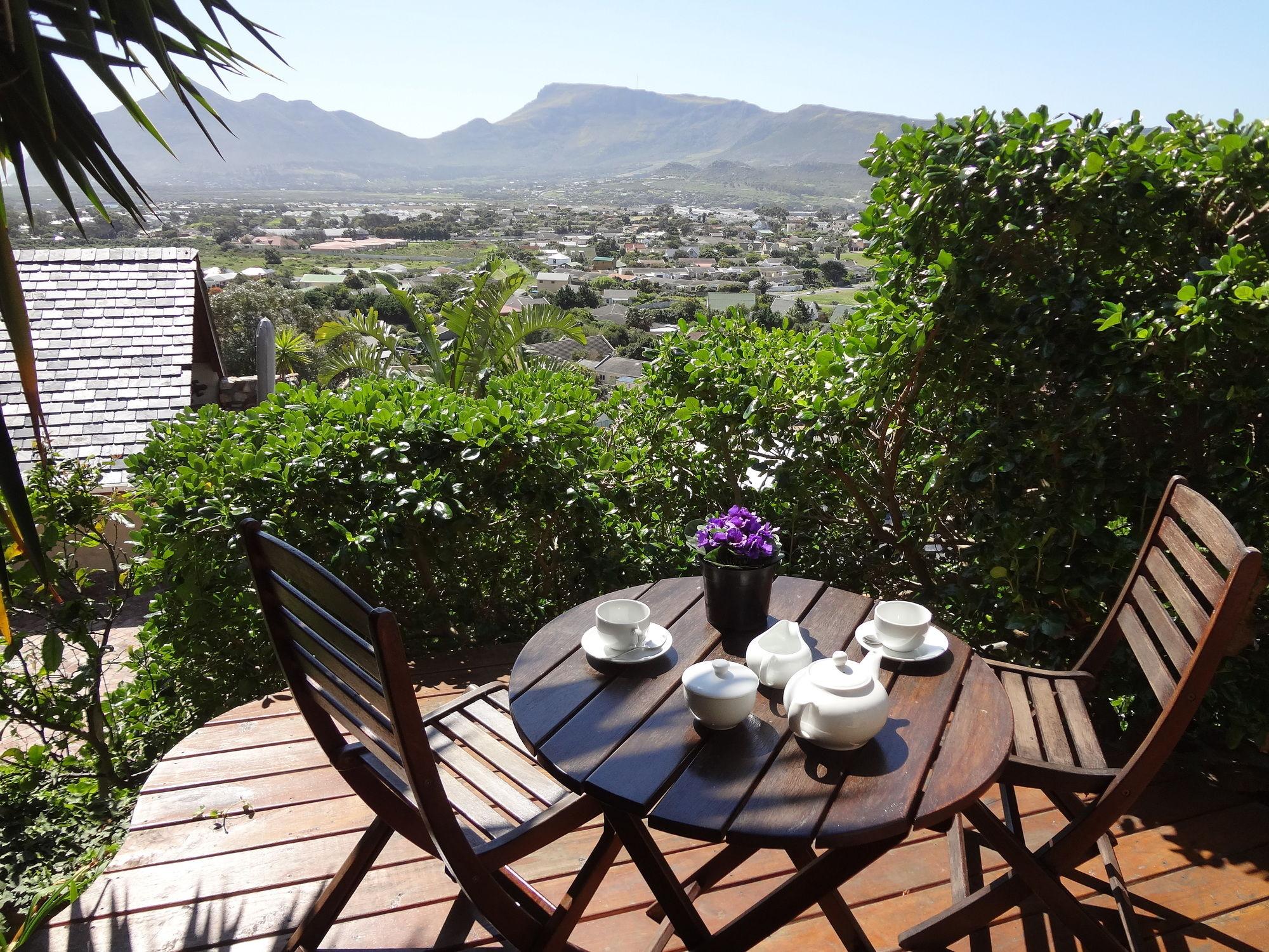 African Violet Guest Suites Noordhoek Dış mekan fotoğraf