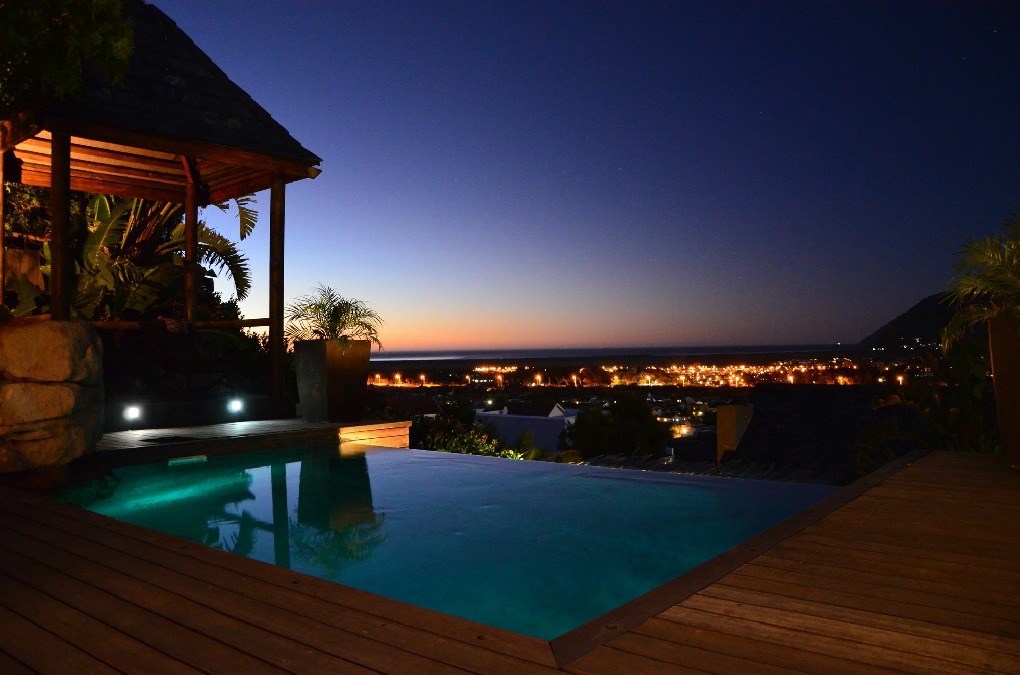 African Violet Guest Suites Noordhoek Dış mekan fotoğraf